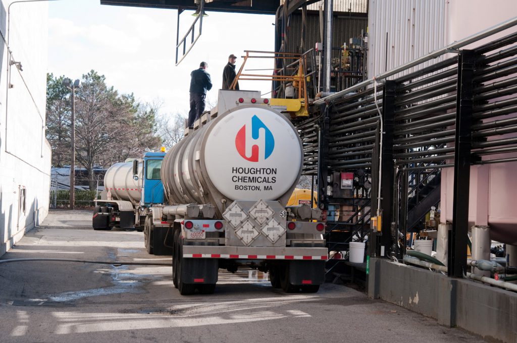 industrial photo of contrainer truck